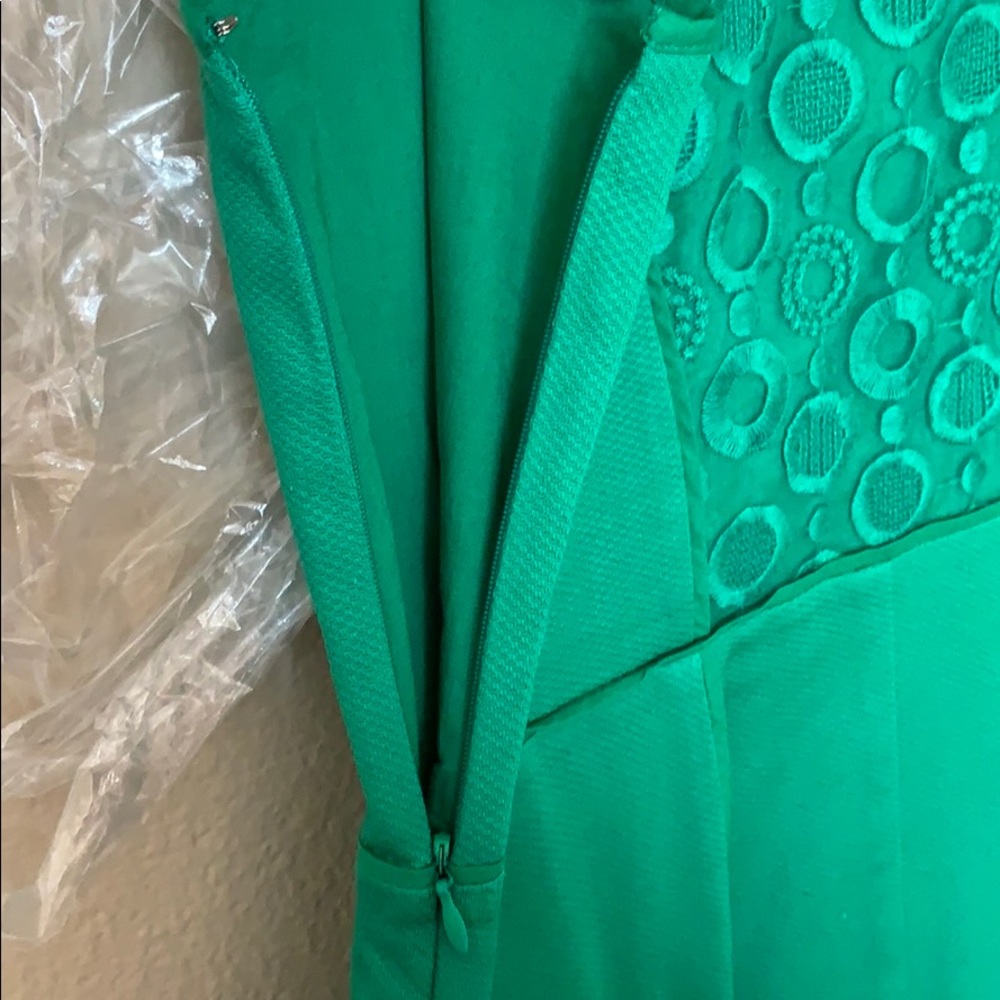 ❌Donated 7/12/22 ❤️ Jessica Simpson ⚜️ Kelly Green Dress, Size 8 - Picture 4 of 5